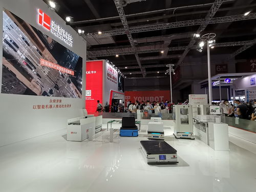 移動(dòng)機(jī)器人賦能產(chǎn)線物流 柔性化與智能化在慕尼黑上海電子生產(chǎn)設(shè)備展的展示